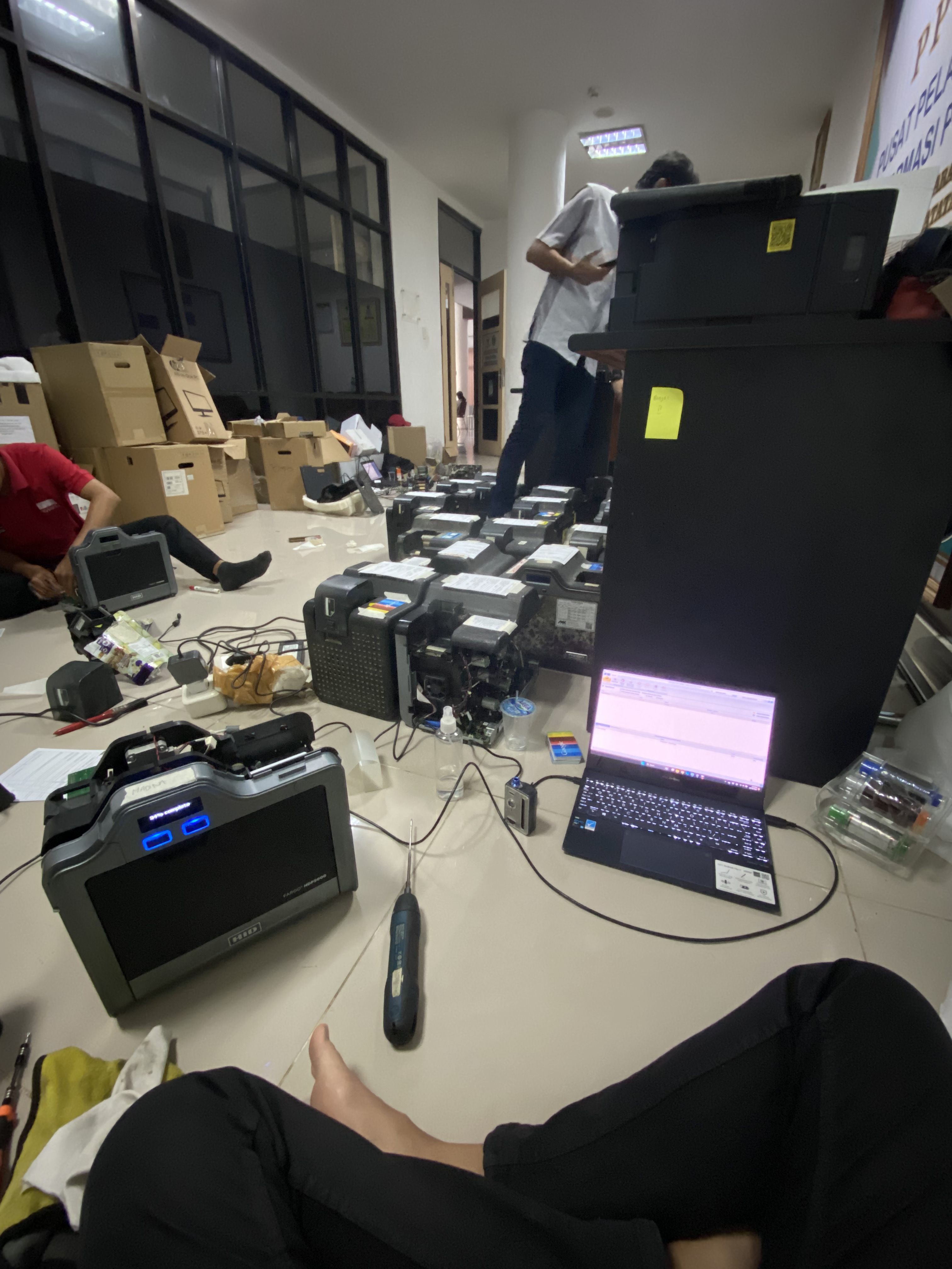 Fargo HDP5000 maintenance activity